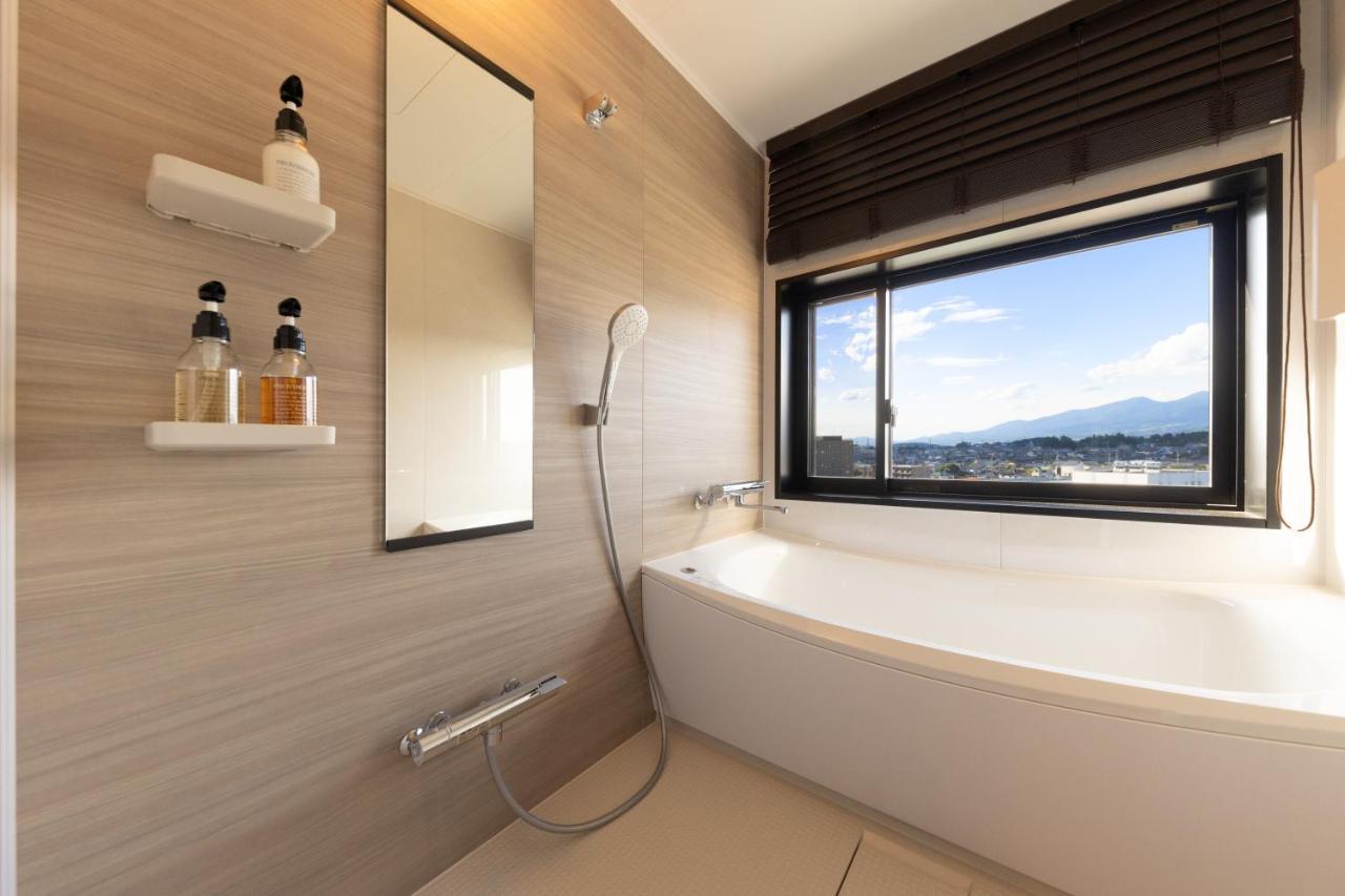 Aqa Hotel Premium Saku Exteriör bild