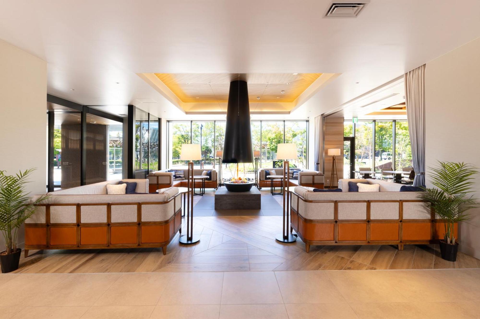 Aqa Hotel Premium Saku Exteriör bild