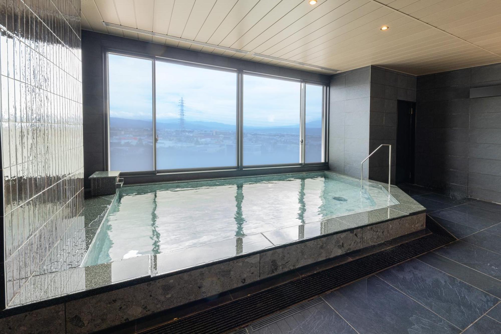Aqa Hotel Premium Saku Exteriör bild